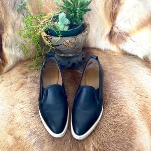 Black Everlane Slides